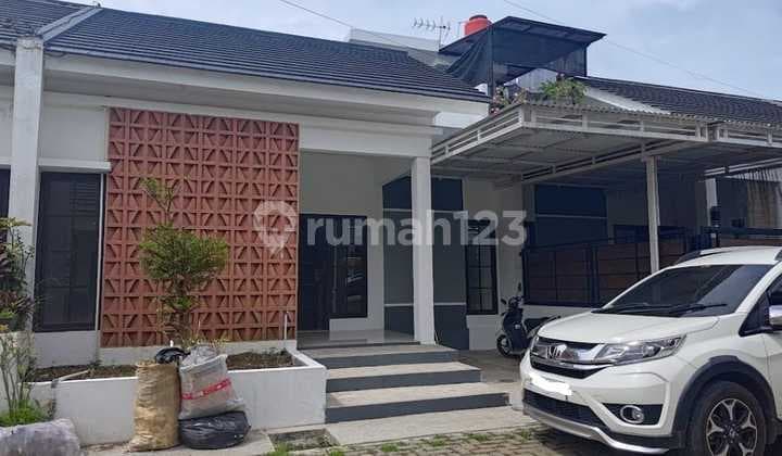 Jual atau sewa rumah Baru Renov dalam cluster Bojong sari ,bojong soang akses GBI