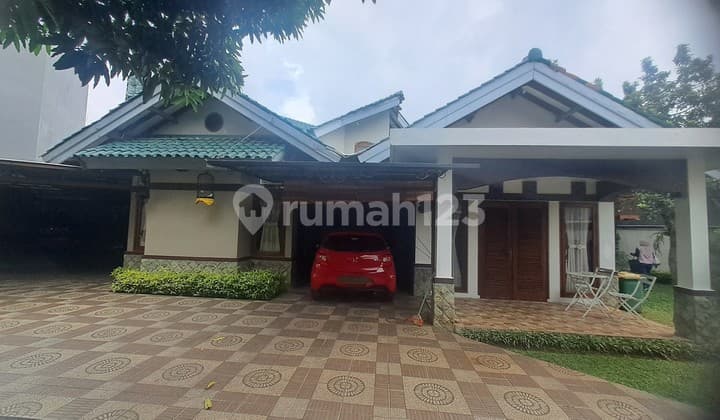 Rumah Parkiran Luassemi Furnished Dekat Pintu Tol Brigif Cinere