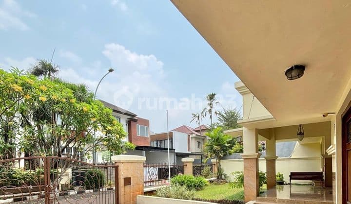 Rumah Tingkat Semi Basement Dalam Komplek Rempoa Jakarta Selatan