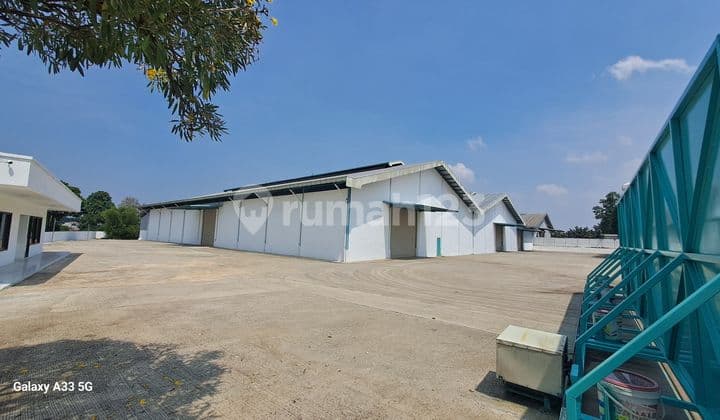 Gudang Baru Pinggir Jalan Raya Akses Container