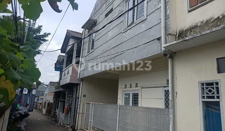 Rumah Mungil Akses 1 Mobil Cirendeu Tangsel