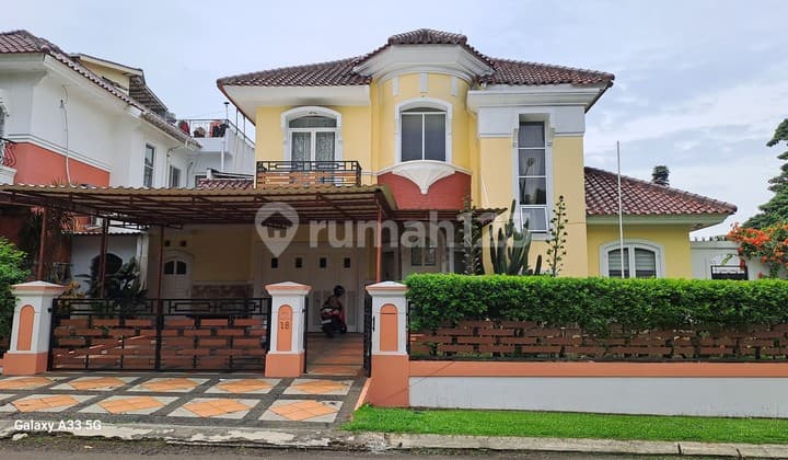 Rumah Asri di Boulevard Telaga Golf Sawangan