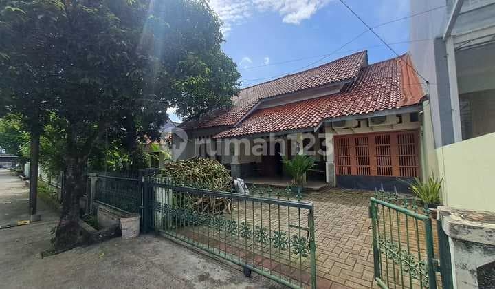 Rumah Lama Asri Duren Tiga Pancoran Dijual Cepat