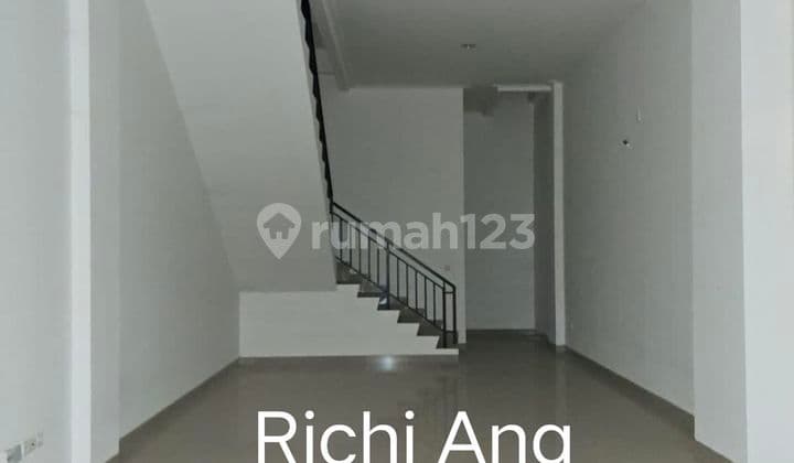 DISEWAKAN RUKO LA RIVIERA PIK 2