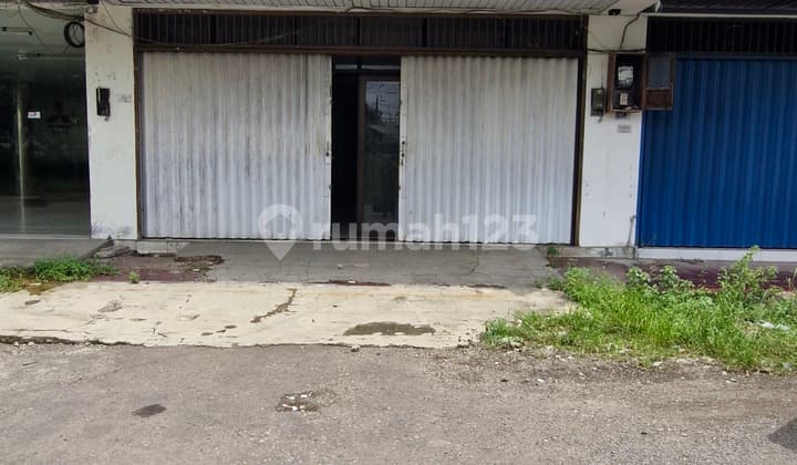 Dijual/ Disewa Ruko di Jl. Brigjend Dharsono, Jl. Brigjen Darsono No.8, Kertawinangun, Kedawung, Cirebon, Jawa Barat, Indonesia, 45153, Harjamukti 210.0 M² Unfurnished
