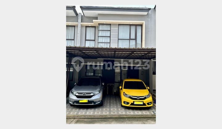 Rumah Secondary di Emerald Terrace Jatiasih