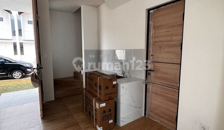 Rumah Kondisi Baru di Perumahan Cendana Icon Estate, Tangerang