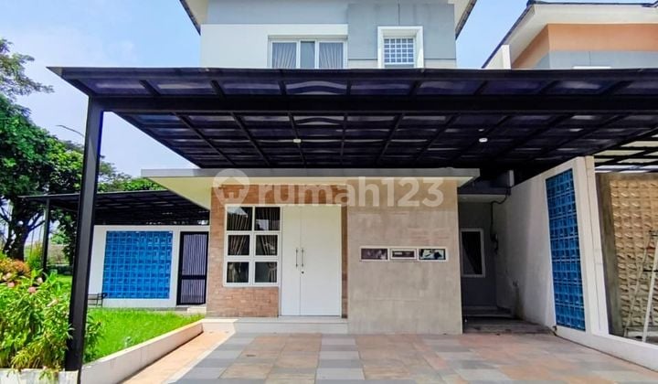 Hunian Estetik 2 Lantai dengan Taman Luas di Kawasan Elit Cinere