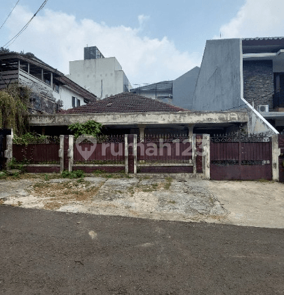 Land Counting House in a Comfortable Neighborhood Jl. Kerinci