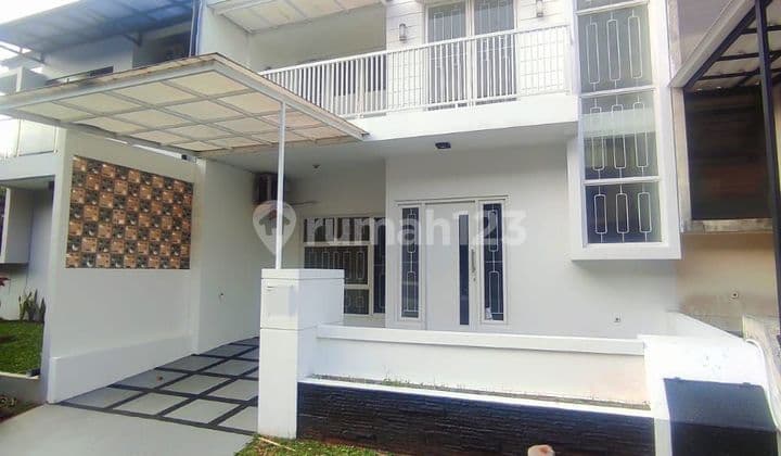 Rumah Bagus minimalis siap huni di Emerald Bintaro