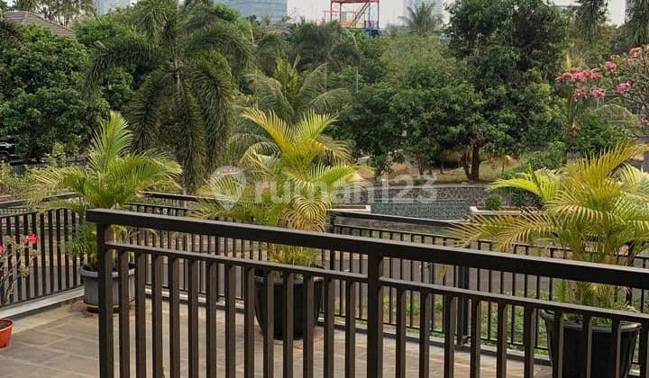 Dijual cepat rumah di BSD Serpong hook kuldesak