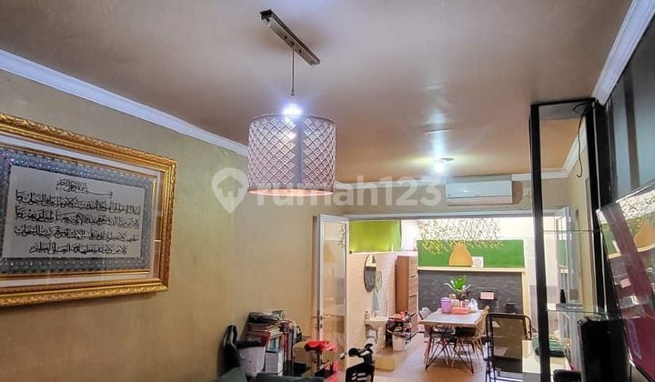 Rumah dijual bagus siap huni di Graha Raya Bintaro