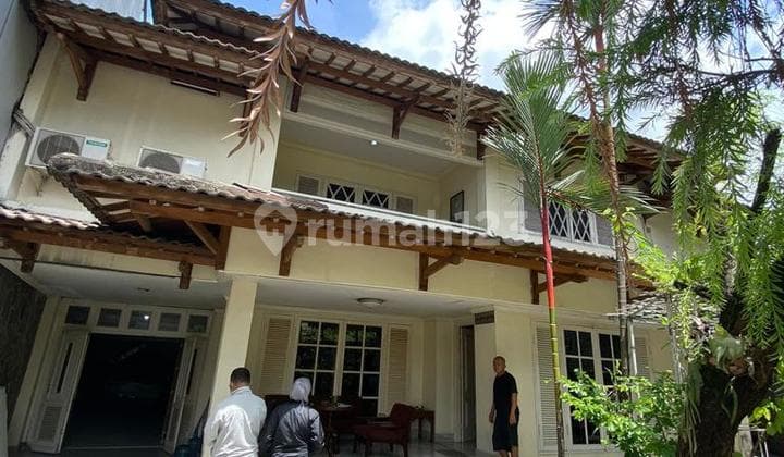 Rumah Mewah Hang Lekiu Kebayoran Baru Jakarta Selatan