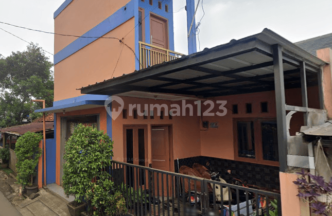 2-Story House Strategic Location Near Jatikarya Toll Road