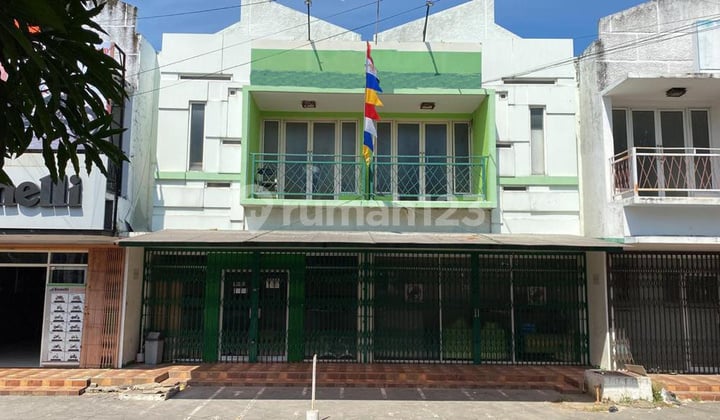 Dijual Ruko Komersial Strategis Pusat Kota Gandeng 2 di Jalan Kh Abdul Halim, Cikijing, Kota Majalengka, Majalengka