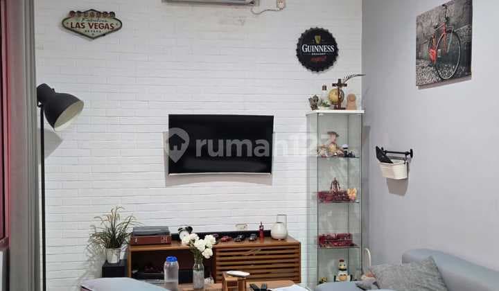 Don't Bother Furnishing Renovate West Europe in Green Lake City