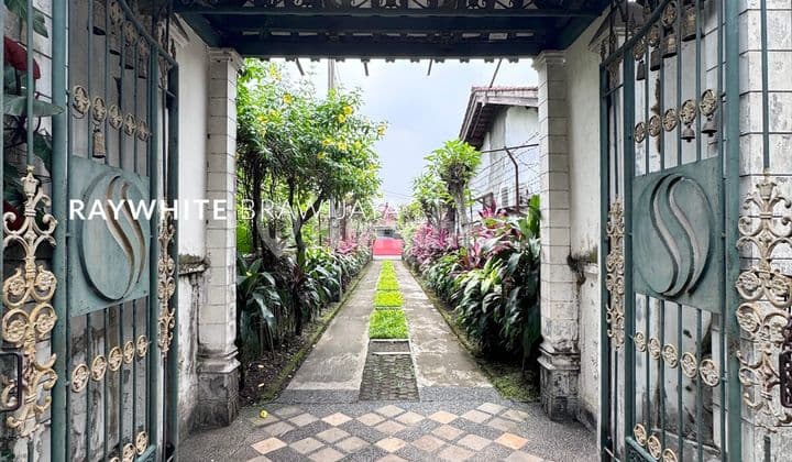 Rumah Joglo Lingkungan Tenang Area Condet Jakarta Timur