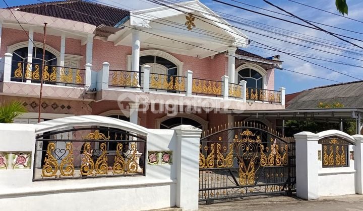 Ready to Live In Fully Furnished Renovated House Opposite Ulu II