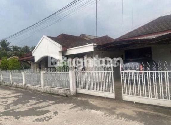 Ready-to-Live House in the City Center, Large Land Area, Lembang