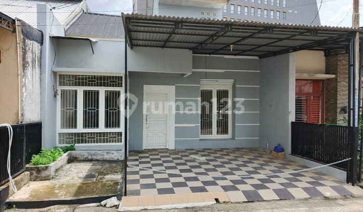 Rumah Siap Huni 1,5 Lantai Dekat Ptc Mall Area Sekip Ujung