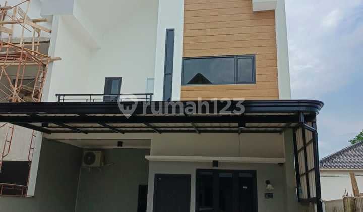 Rumah Baru Full Furnished 2 Lantai Siap Huni Area Soekarno Hatta