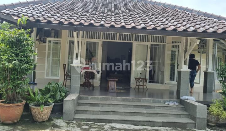 Dijual Rumah Villa Berhalaman Luas Di Tengah Kota Bogor Rumah