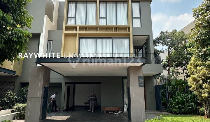 Rumah Baru Exclusive Di Bsd Serpong Tresor Exquisite Majesty