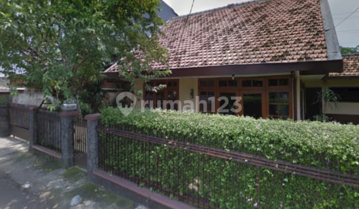 Rumah Lama Dalam Komplek, Kramat Jati, Jakarta Timur
