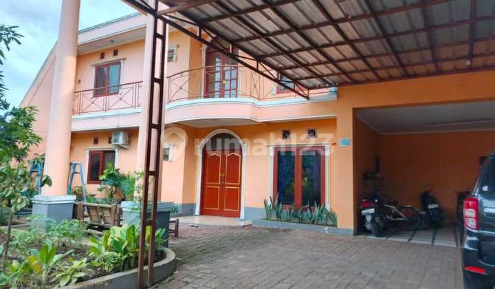 Strategic and Comfortable House in Jati Asih, Bekasi