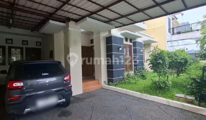 Rumah Luas 2 Lantai di Kemang Pratama 3 Bekasi - 4 KT, Lokasi Premium, Siap Huni!