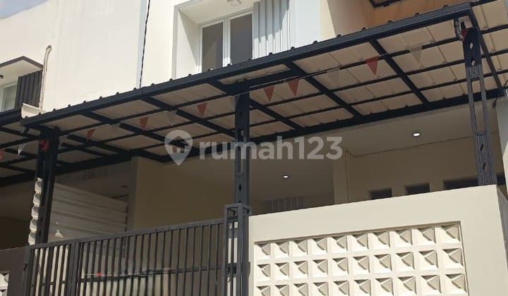 Rumah Siap Huni 2 Lantai Lokasi Strategis Galaxy Bekasi