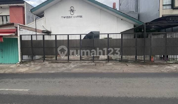 Disewakan Ruang Usaha Pinggir Jalan Bukit Cinere - Luas & Potensial untuk Bisnis