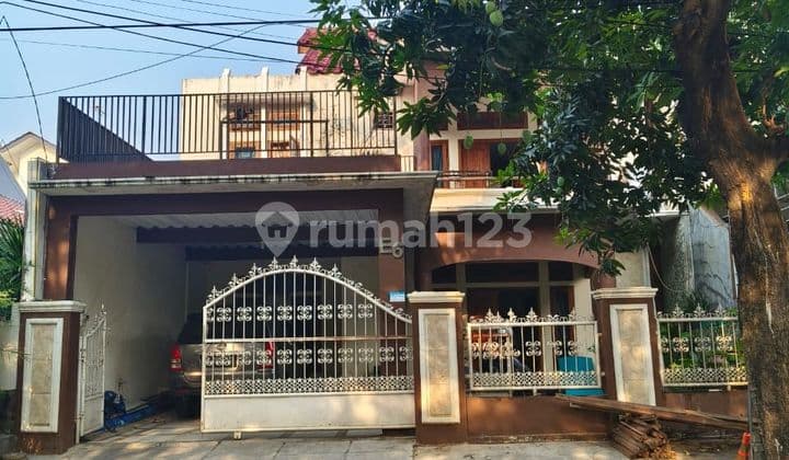 Fast Sale: Luxury House 480 M² Building, Comfortable & Strategic Environment