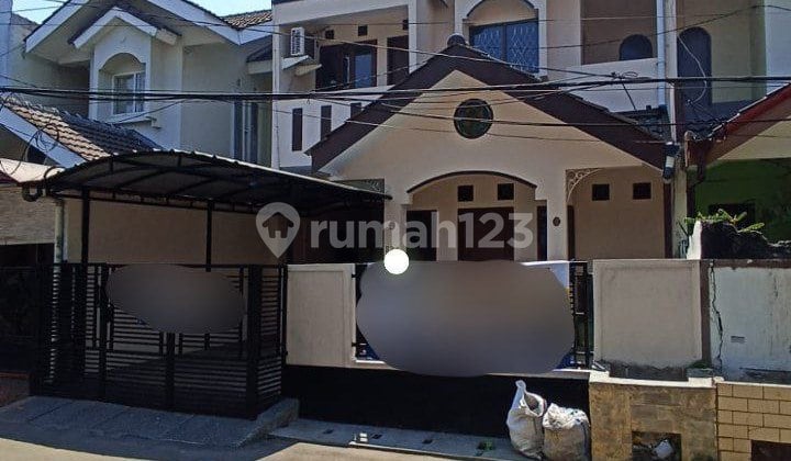 Disewakan Rumah 2 Lantai Semi Furnoshed Di Grand Galaxy (rin)