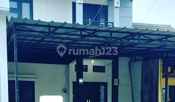 Turun Harga!!!! Dijual Rumah 2 Lantai di Mutiara Gading Timur