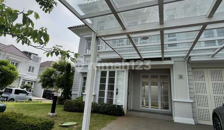 Granada Menaggio Serpong Langka Rumah Hook Luas Gress 5 KT Mewah Cantik Include AC Hoek Siap Huni Lokasi Strategis Lingkungan Nyaman