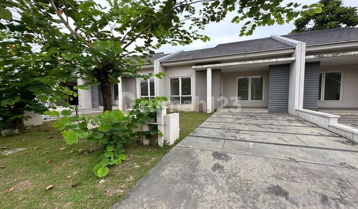 Disewakan Rumah Cantik Minimalis Di Suvarna Sutera , Cikupa Tangerang