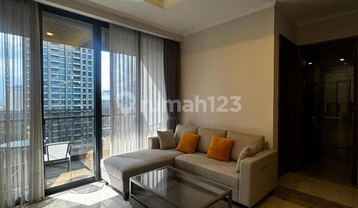 For Rent District 8 Fully Furnished Middle Floor