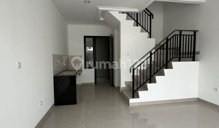 Disewakan Rumah Uk 4.5x12.5 M2 Pik 2 Denver Kosongan Strategist Murah