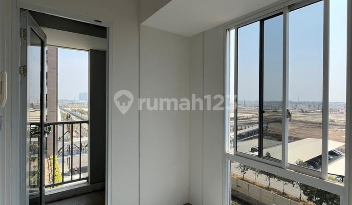 For Sale Tokyo Riverside Apartment 2BR Type 40m2 Corner Unit Empty Cheap Mid Floor