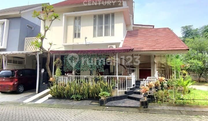 Rumah Cantik Dalam Cluster Posisi Hoek Di Emerald Bintaro 16709