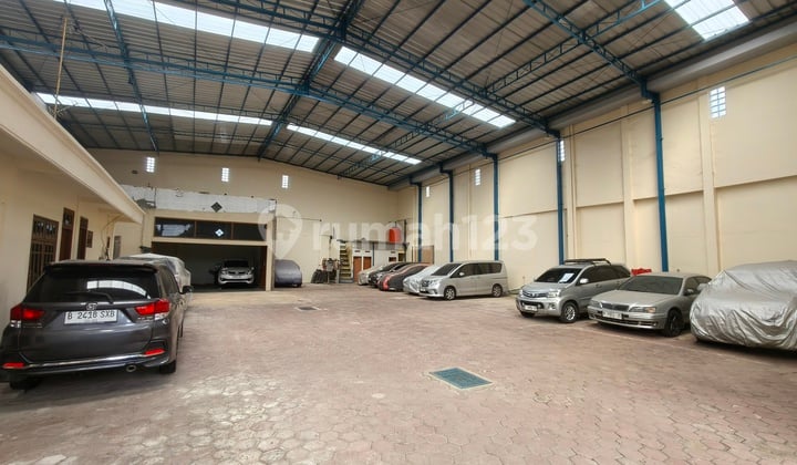 Rent a Good, Ready-to-Use Warehouse in Yon Armed Bantar Gebang
