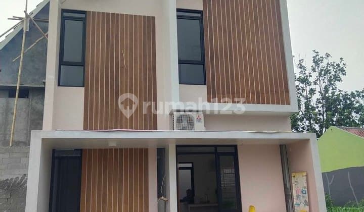 Fast Sale Cluster 2 Floors Near Market