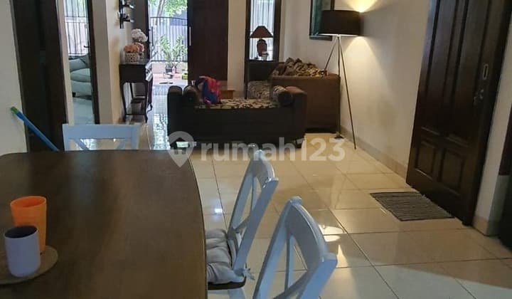Dijual Rumah Di komplek Grand Galaxy City Bekasi