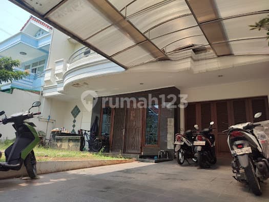 For Sale PIK Elang Laut House size 345m² Neat House in North Jakarta