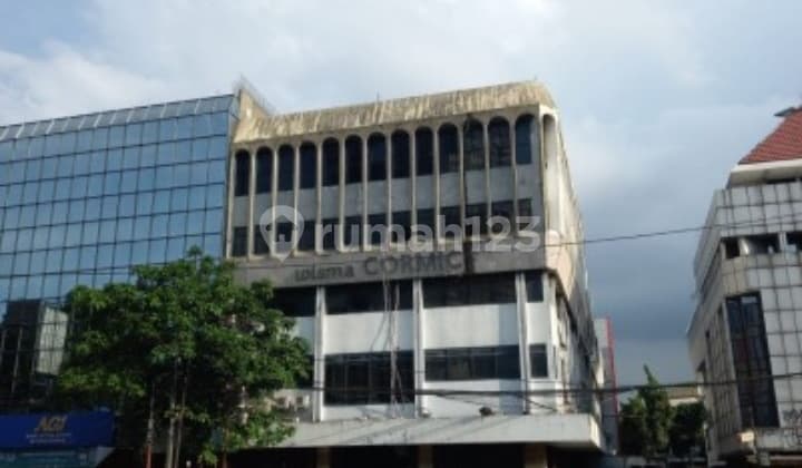 Gedung Dijual Murah Melalui Lelang Lokasi Strategis Dan Dipetojo