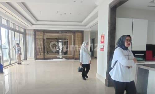 Raffles Apartment for Sale Cheap Strategic Location