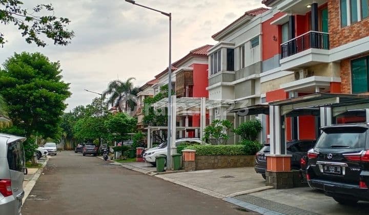 Gading parkview 9x20, 3.5lantai, semifurnish,Timur, Shm