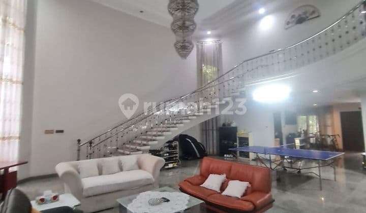 Kuta ancol 750m, 2lantai, huk, 4kamar tidur utama, strategis, jalan besar, murah