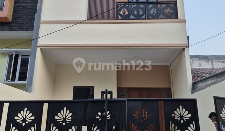 Rumah Baru Gading 3Lantai, Dekat Mall Gading, Bagus, Murah